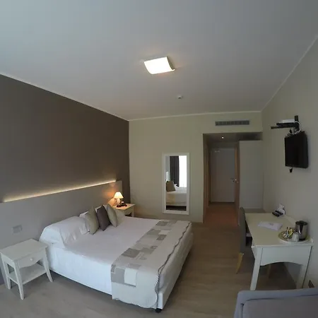 Hotel Tullio Gravedona