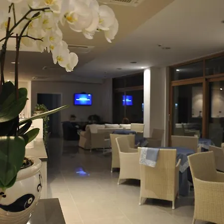 Hotel Tullio Gravedona