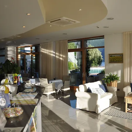 Tullio Hotel