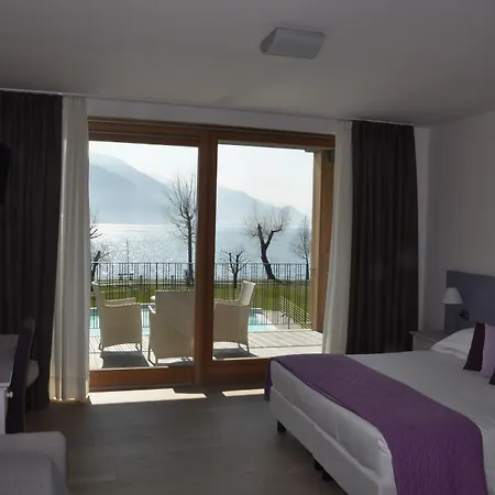 Tullio 3* Граведона