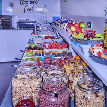 Tullio Hotel 3*