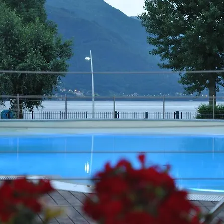 Tullio Отель Граведона