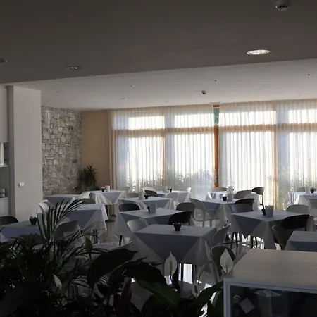 Hotell Tullio Gravedona